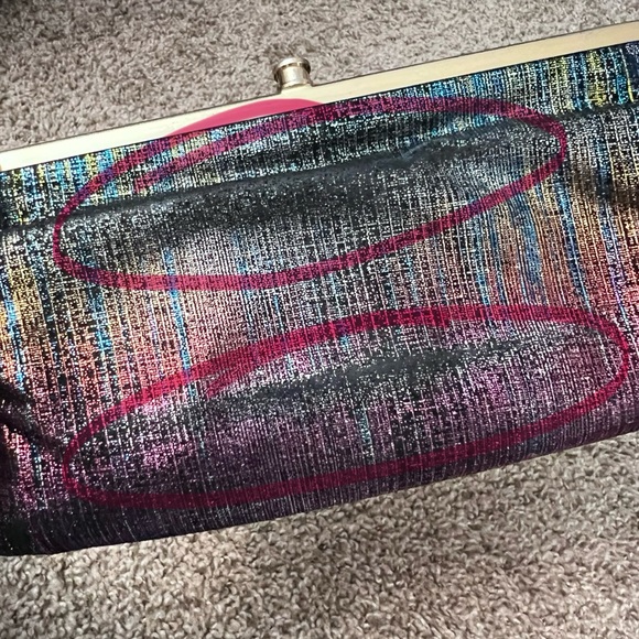 Beautiful HOBO Sadie Wallet 🤩🤩🤩🤩 - Picture 8 of 8